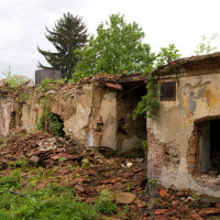 Zadní trakt lihovarních budov.